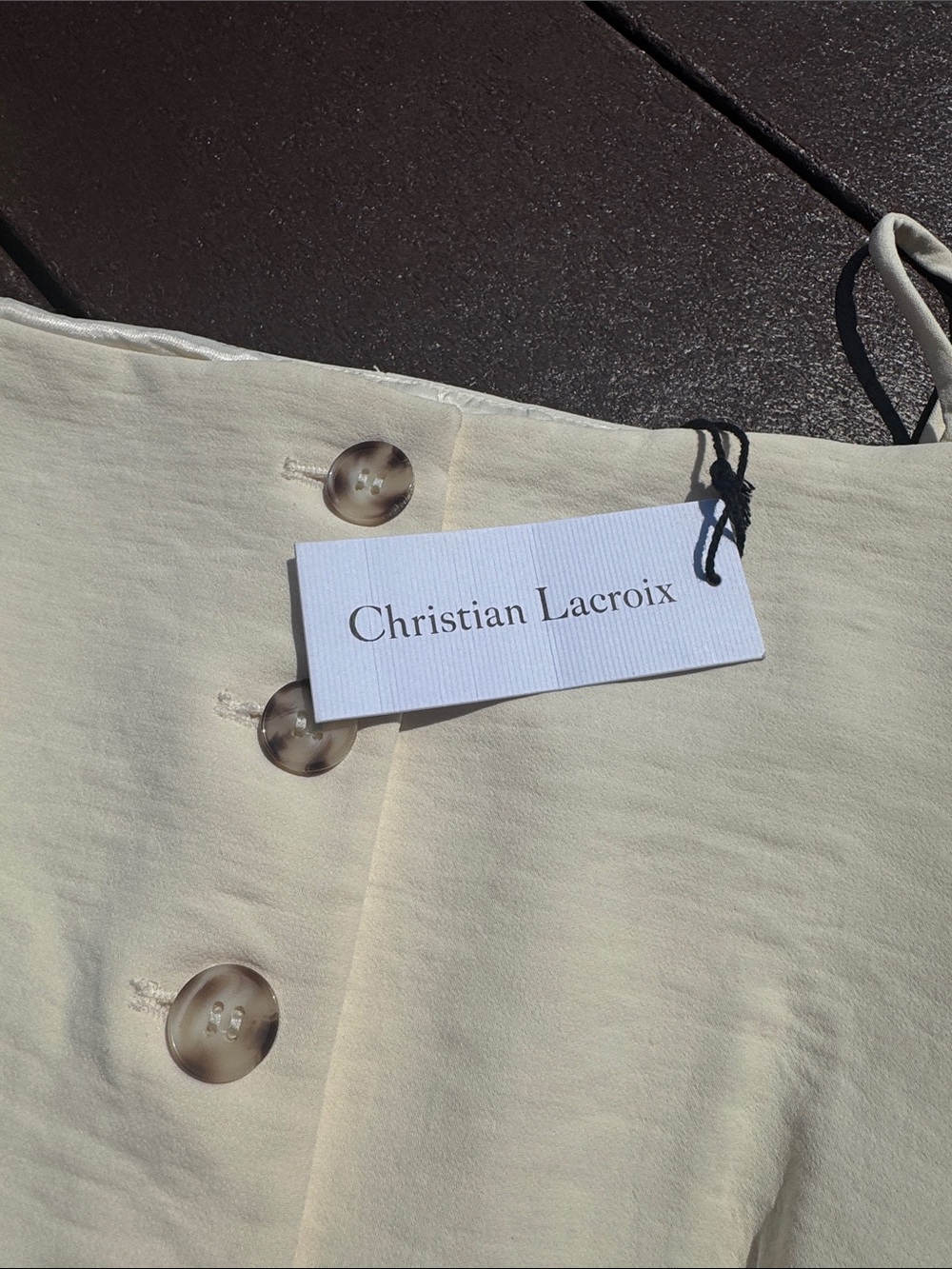 Christian Lacroix Cream Button-Front Sleeveless Vest - Picture 3 of 6